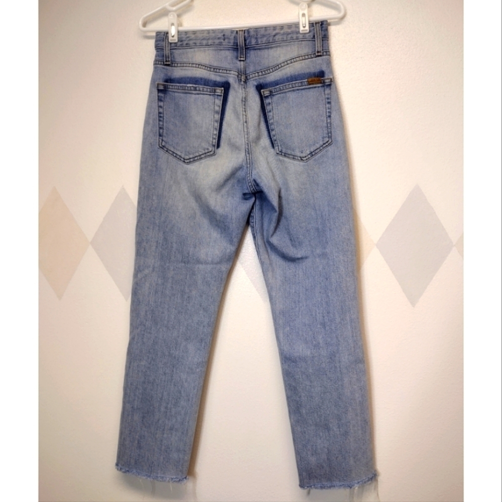 Joe's button fly The Debbie Kamryn high rise straight crop 25